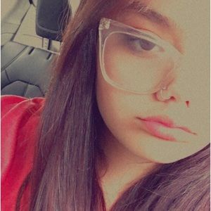 Meet your Posher, Kaidence